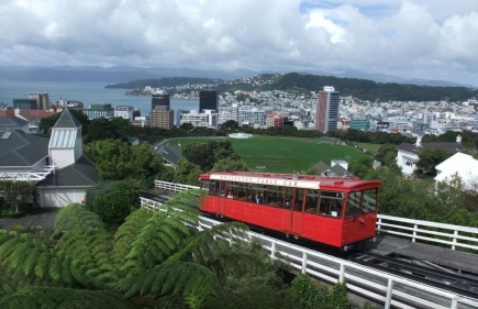 LOTR Movie Tour, Cable Car & Botanic Garden