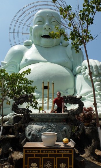 Der große weiße Buddha