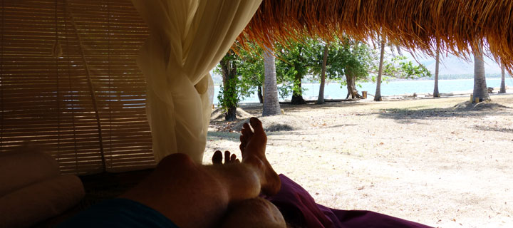 Gili-Eco-Lodge-Relaxing